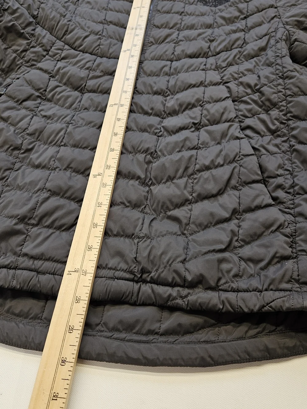 North Face Thermoball Jacket Mens Small Full Zip Quilted Puffer NF0A3JPO Black